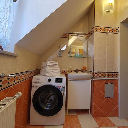 Spacious 2-Bedroom Apartment Zabjak With Ac Tour As Liubliana Exterior foto