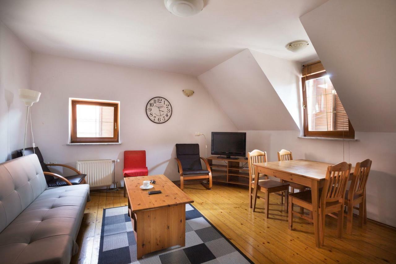 Spacious 2-Bedroom Apartment Zabjak With Ac Tour As Liubliana Exterior foto