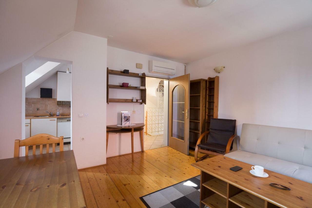 Spacious 2-Bedroom Apartment Zabjak With Ac Tour As Liubliana Exterior foto